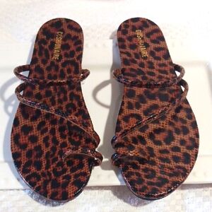 Cushionaire ⚜️ Women's Leopard Print Sandals  10 Gorgeous! ⚜️👑⚜️